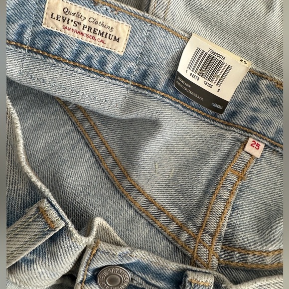 Levi's Sky Blue Mini Denim Skirt - Picture 5 of 8